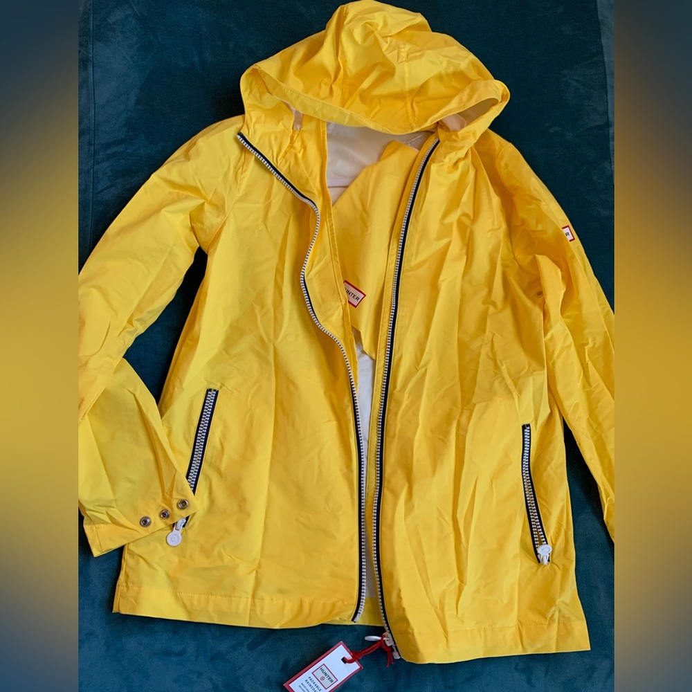 New with tag Hunter for Target packabke rain jacket.